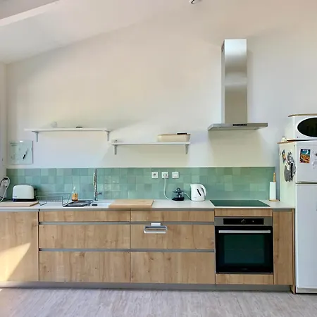 Charme De La Pierre, Pour Cette Maison De *