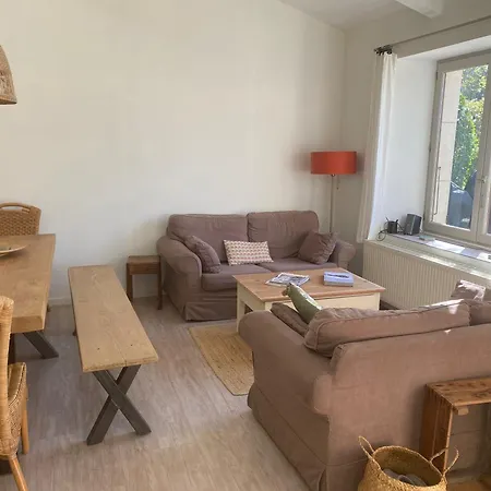 Feriehus Charme De La Pierre, Pour Cette Maison De *